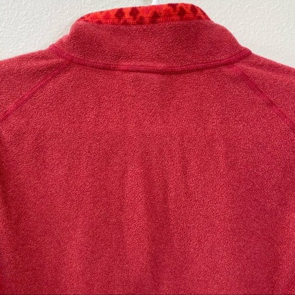 The North Face 1/4 zip - Picture 2 of 6